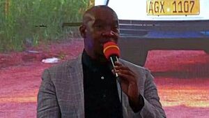 Moderator 320x180.jpg