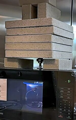 BLP-reaktionsloser-antrieb-plasma 302x480.jpg