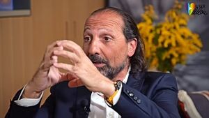 Nassim-haramein-interview 320x180.jpg